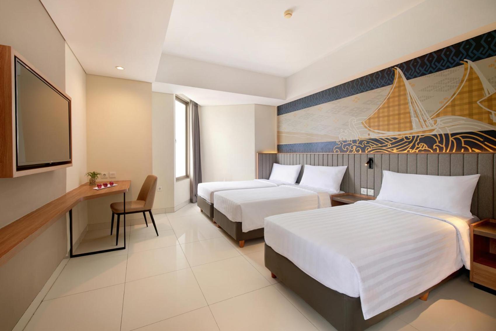 Aston Inn Pantai Losari Macáçar Exterior foto